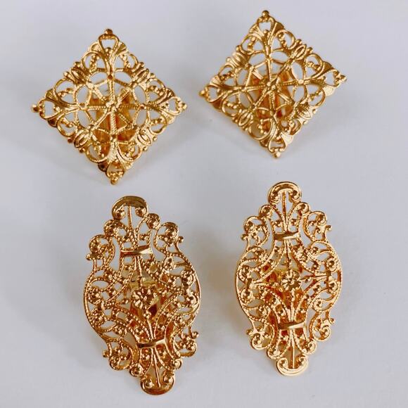VTG Lot of 2 Clip On Earrings Gold Tone Filigree Ornate Costume Jewelry - Picture 4 of 11